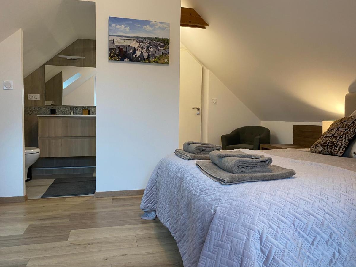La Giendrotais Bed & Breakfast Corseul Екстериор снимка